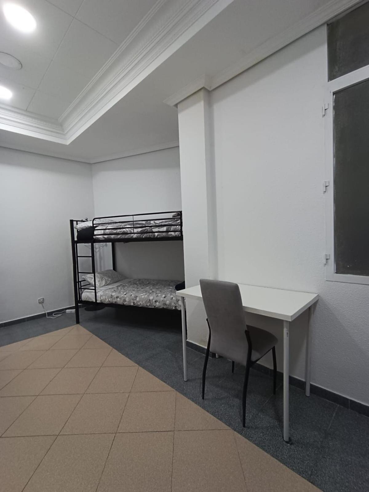 Scrapboooking Hotel มาดริด ภายนอก รูปภาพ